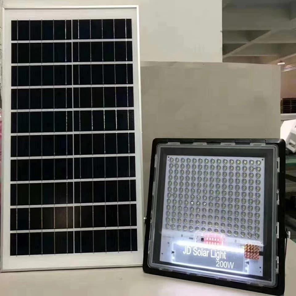 Đèn Led pha Năng Lượng Mặt Trời Cao Cấp JD7200 (200w) - 100% không sữ dụng điện - Bảo hành 2 năm