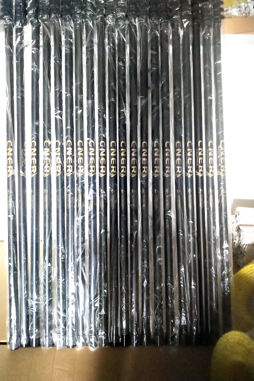 Sào rút vật liệu carbon, dài 5.5m, sào rút đa dụng.
