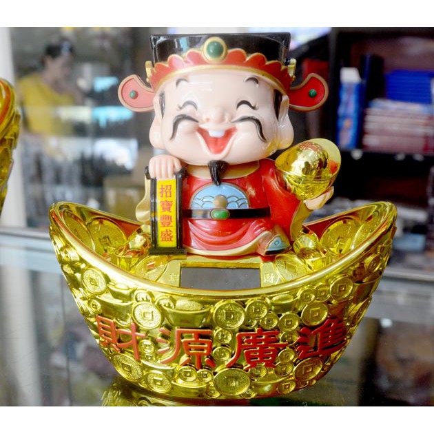 [HCM]Ông thần tài ngồi thổi vàng năng lượng (13x14cm) - Ông thần tài ngồi thỏi vàngThần Tài ngồi thỏi vàng gật đầu gọi khách chiêu tài lộc năng lượng mặt trời