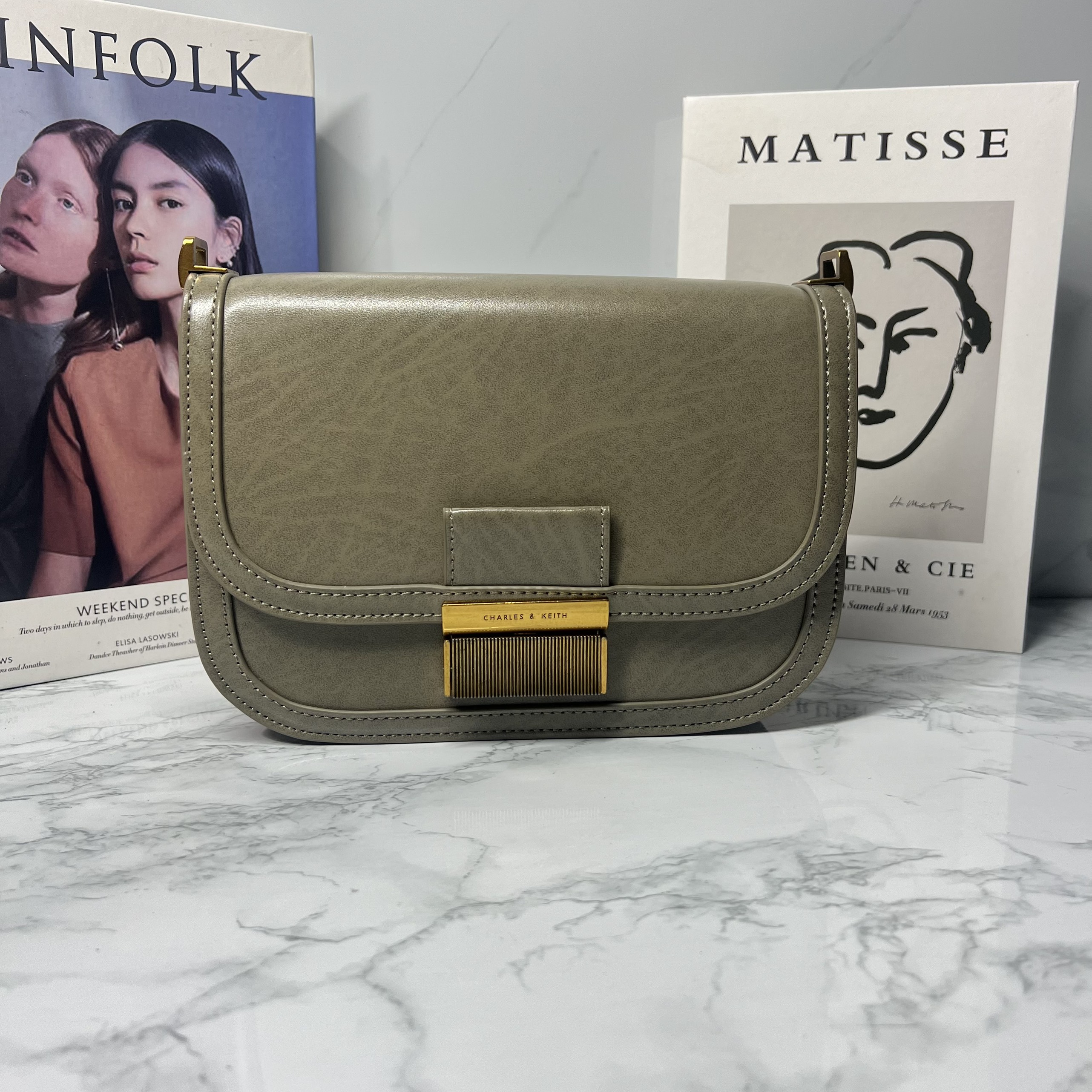 Túi xách  mẫu mới  3màu  đen nâu xanh túi đeo chéo nữ đẹp  CK2-80781400