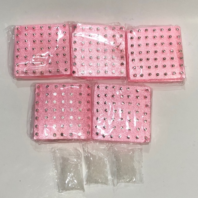 Set 90 bông tai kèm núm giữ