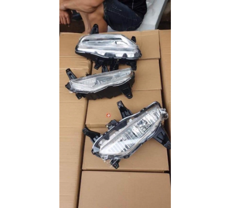 Đèn gầm hyundai i10 2017 - 2020 sedan 4 cửa, đèn sương mù i10 2017 - 2020 sedan, bền đẹp, giá rẻ