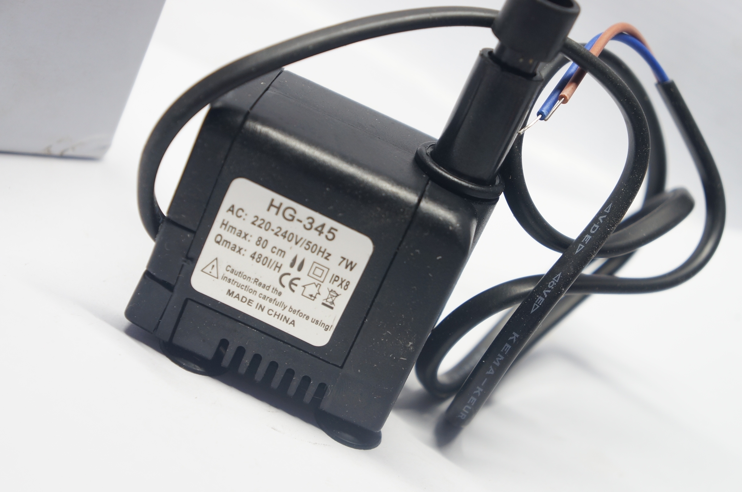Bơm Chìm 7w trong quạt điều hòa mini 220v 480 lít/giờ
