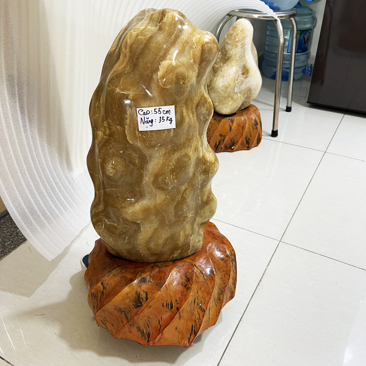 [HCM]Đá, cây đá, trụ đá phong thủy nhiên màu vào 55 cm, nặng 35 kg cho mệnh Kim và Thủy