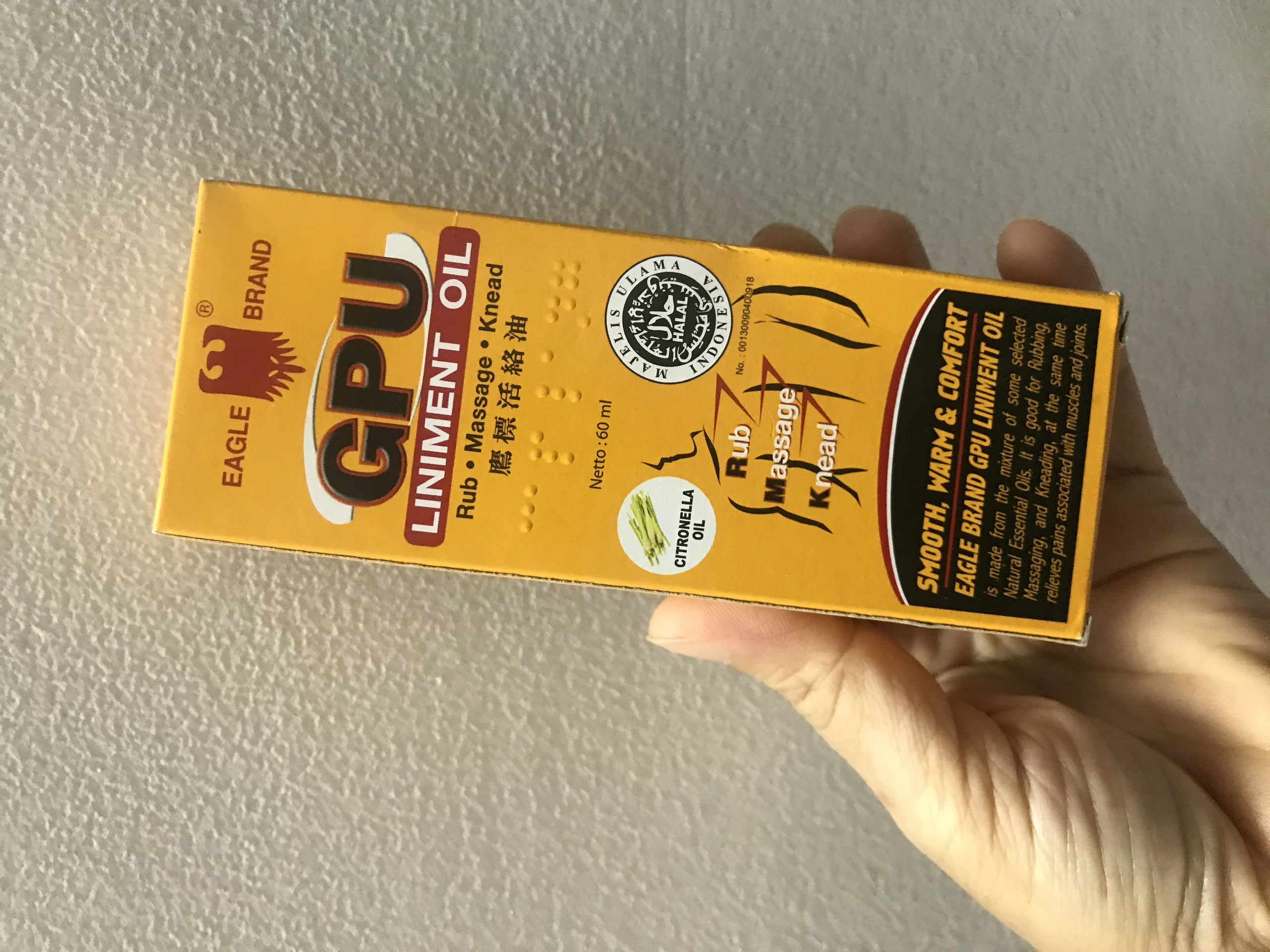 Dầu xoa bóp GPU Liniment Oil 60ml Indonesia