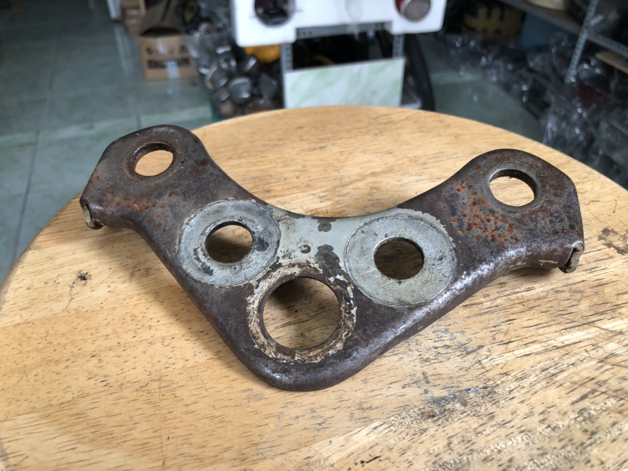 Bàn thờ zin xe honda 67-71-72 - hàng rã xe 67 zin xuống