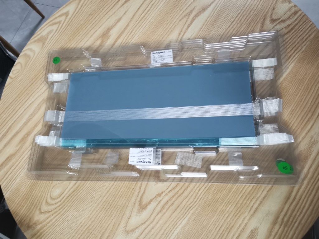 Miếng Dán Tản Nhiệt Thermal Pad Honeywell PTM7950 - Form Lớn - No Box Giá 1,379,000 Đồng*Miễn phí vận chuyển