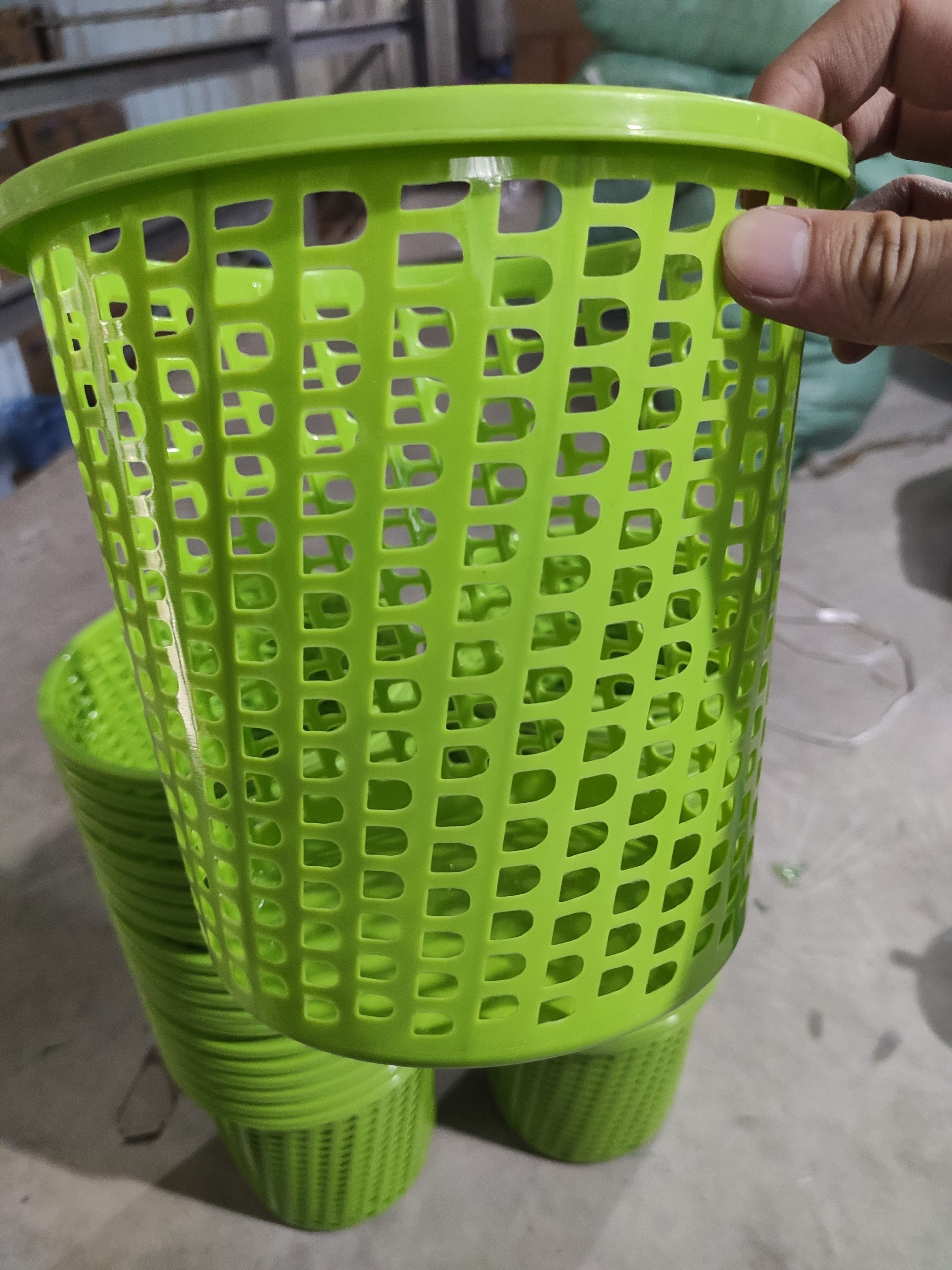 Sọt tròn nhựa tân lập thành kích thước 20.5x20.5x19.5 cm- tiêu dùng thông minh 79 shop