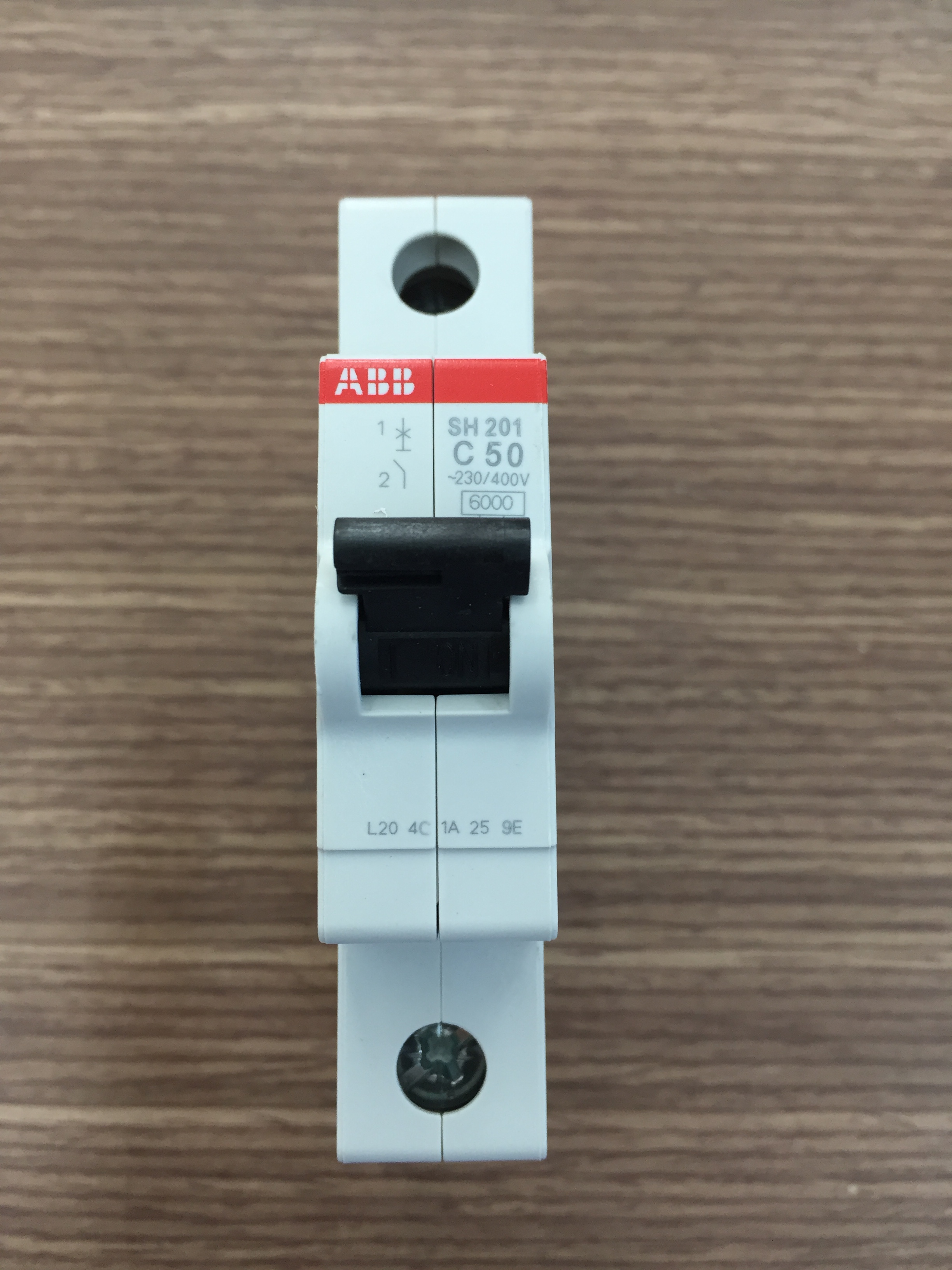 Cầu dao tự động abb - mcb 1p 4,5ka; 6ka -mã hiệu sh201l