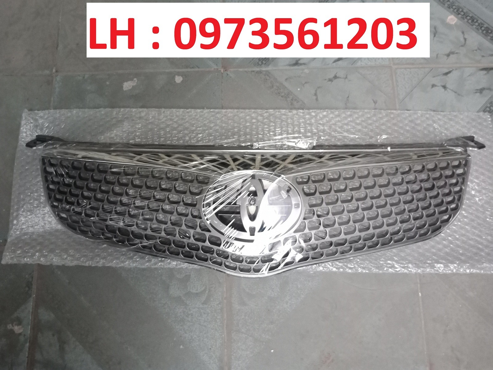 Mặt ca lăng Vios đời 2005 đến 2007, Ga lăng Vios -tặng vòng xoay hương hoa