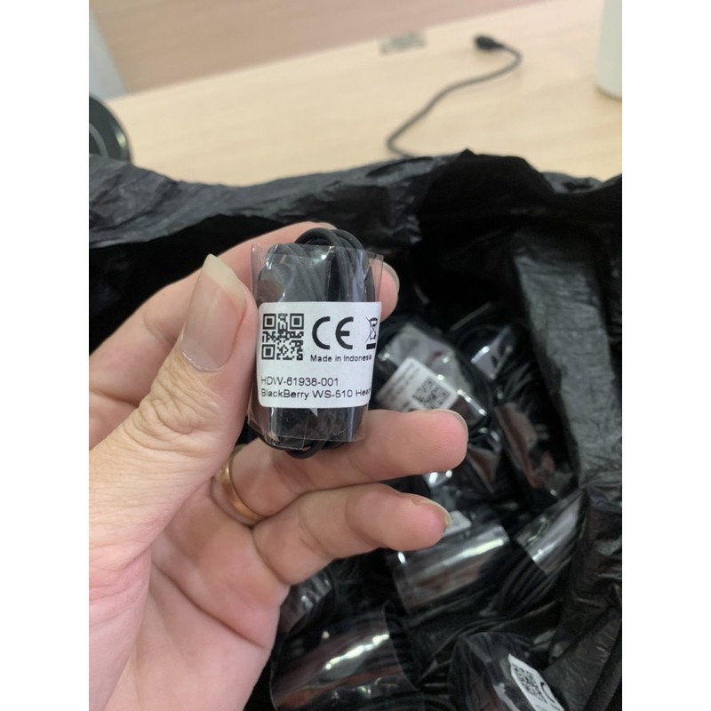 [HCM]Tai Nghe Blackberry Priv Zin Mới