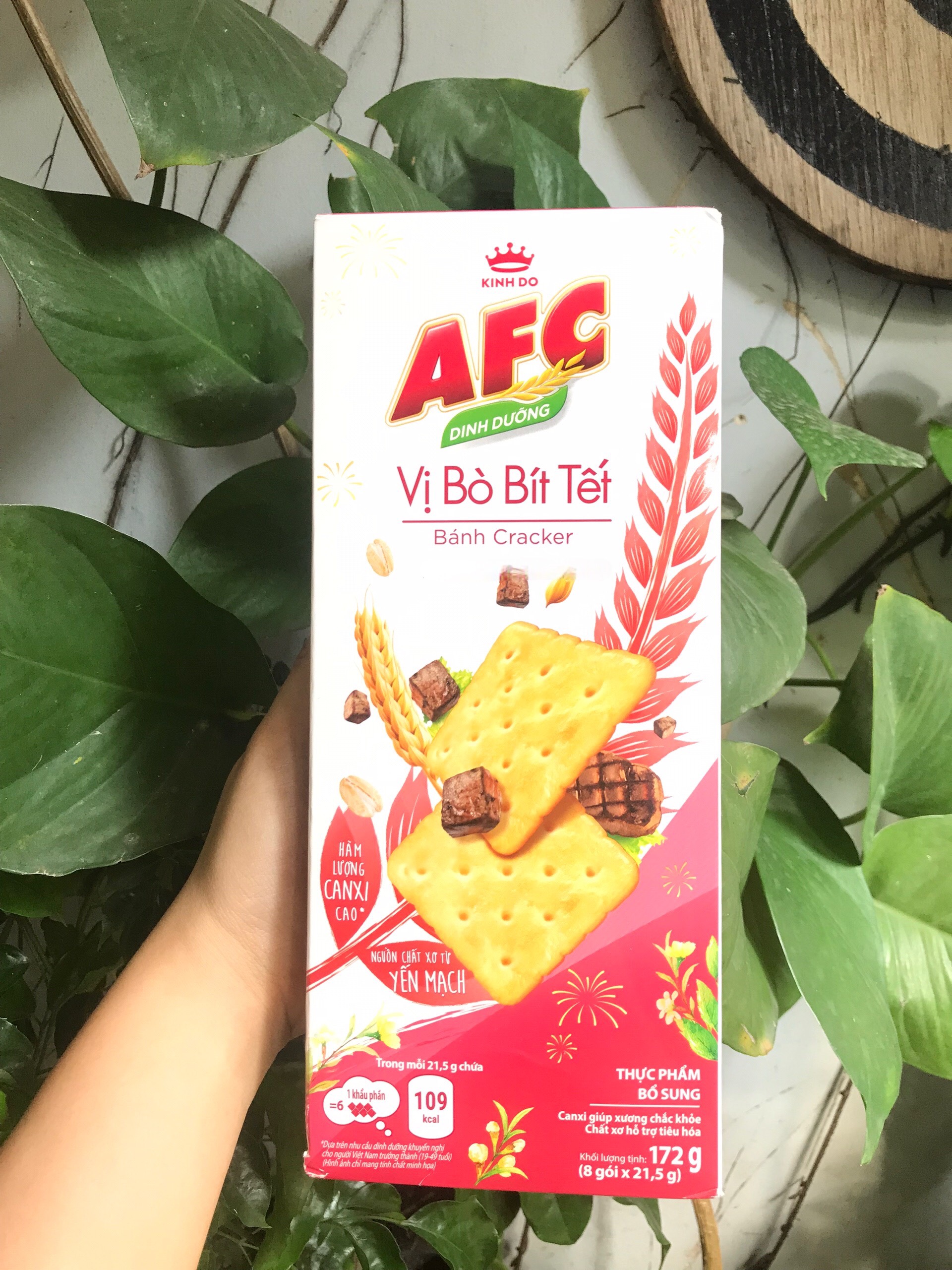 Bánh Cracker AFC Dinh Dưỡng Bò Bít Tết (Hộp 172g)