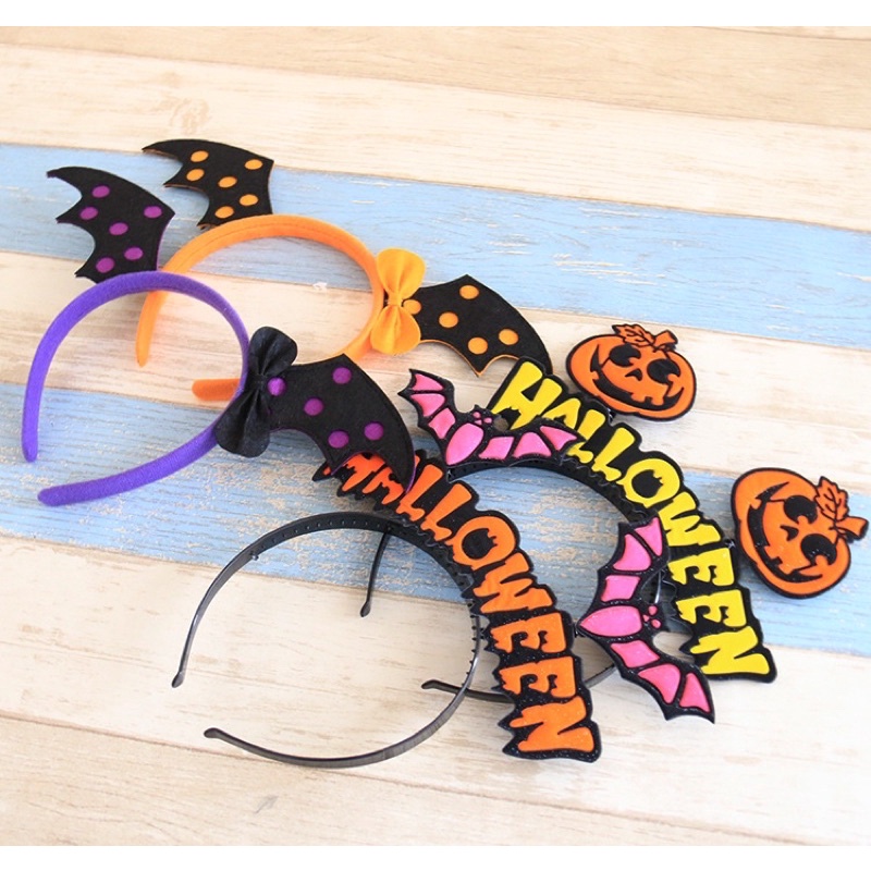 Bờm chữ Halloween kèm bí ngô, cánh dơi