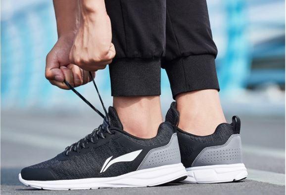 Giày thể thao lining arbm173