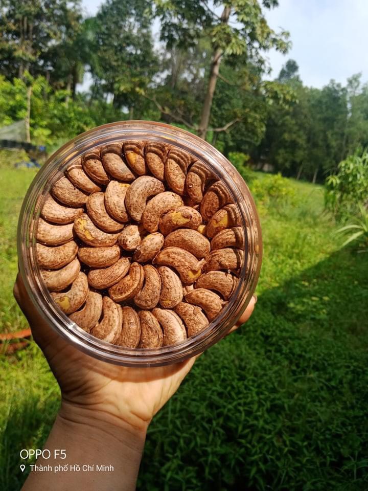 1kg hạt điều a cồ bình phước- hat to, rất ngon, thơm và bùi