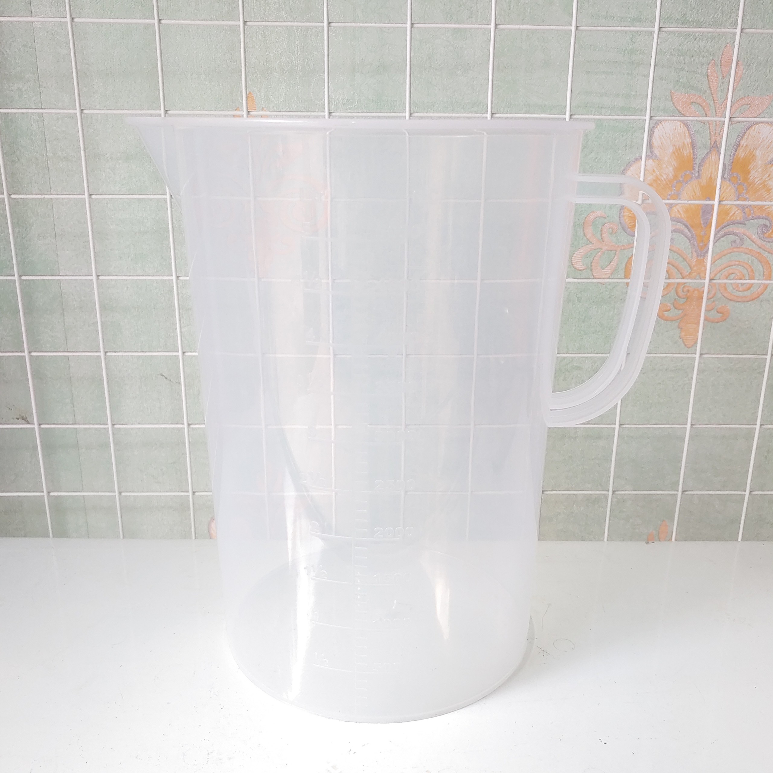 [HCM]Ca đong nhựa có vạch chia 100ml - 300ml - 500ml - 1 lít - 2 lít - 3 lít - 5 lít