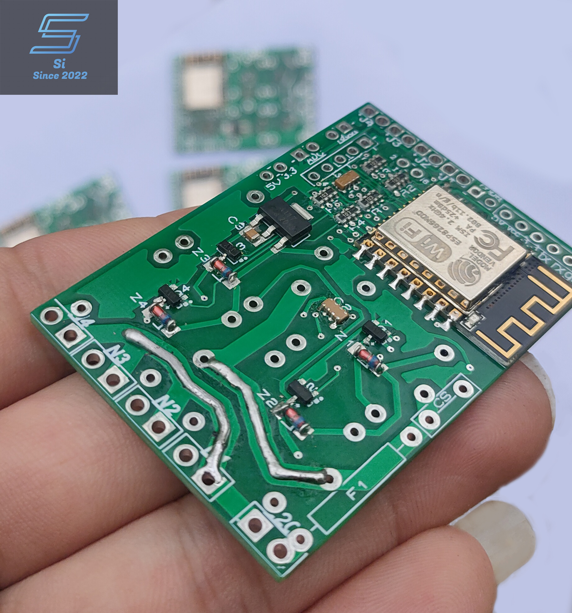 Bảng mạch phát triển công tắc thông minh wifi 4 kênh điều khiển qua điện thoại esp8266