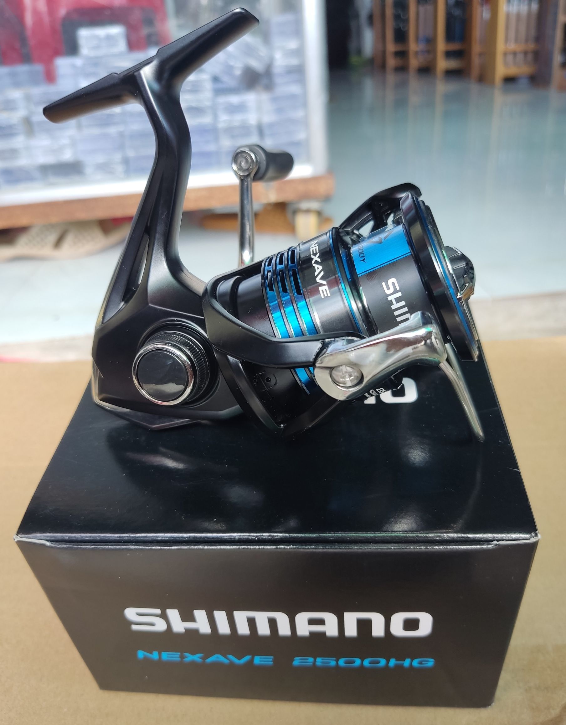 Máy câu lure đứng shimano nexave c3000hg 2500hg new 2021