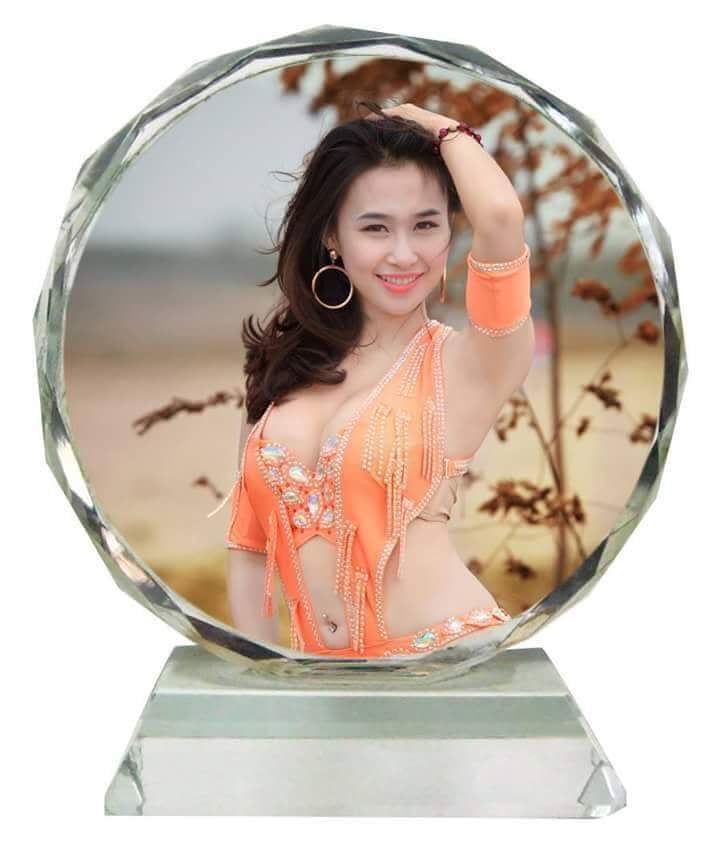 Pha lê hoa thái dương in hình theo yêu cầu