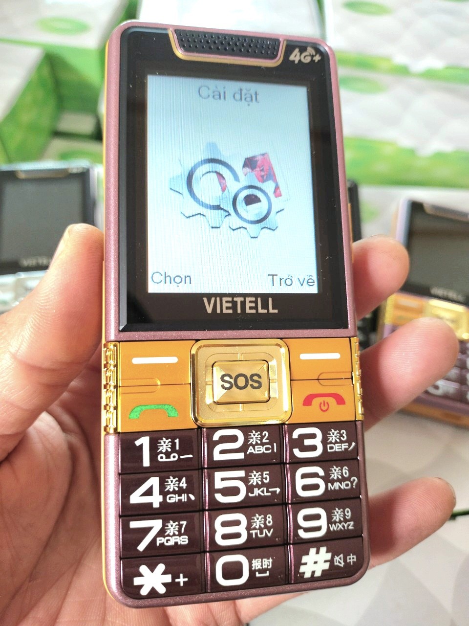 Điện Thoại Người Già A10 Và V800 Mới FullBox Loa To, Pin Trâu Đọc Số