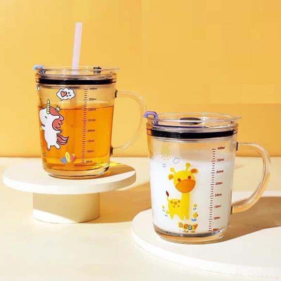 Cốc pha sữa cốc uống nước thuỷ tinh cho bé dung tích 350ml chia vạch có ống hút và nắp đậy chống tràn tuyệt đối 