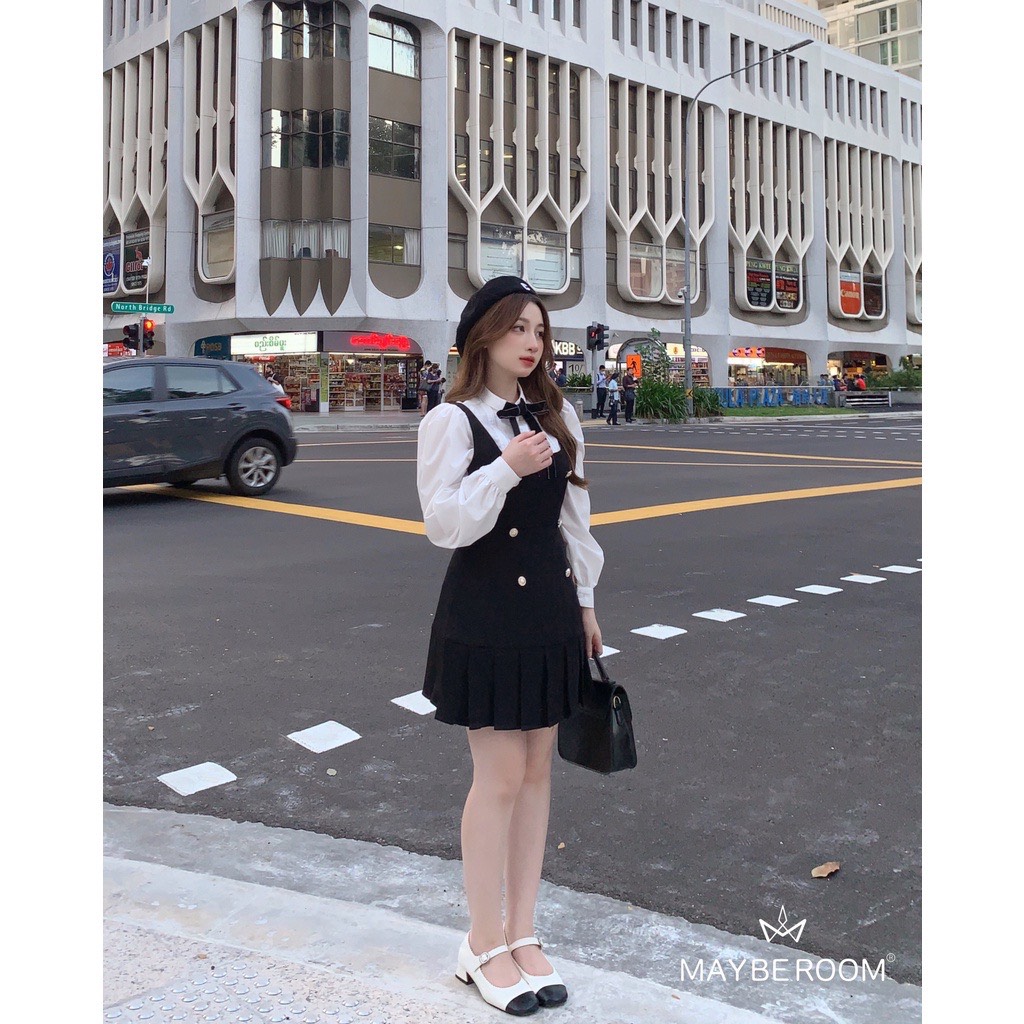 Yếm xếp li đen chiết eo cúc kim loại tiểu thư Miumiu Bottom Mayberoom