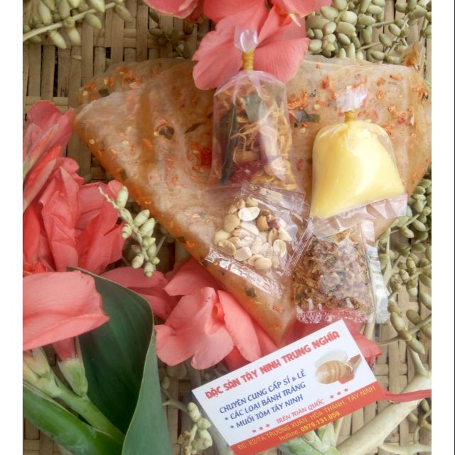Bánh tráng bơ khô gà trọng nghĩa