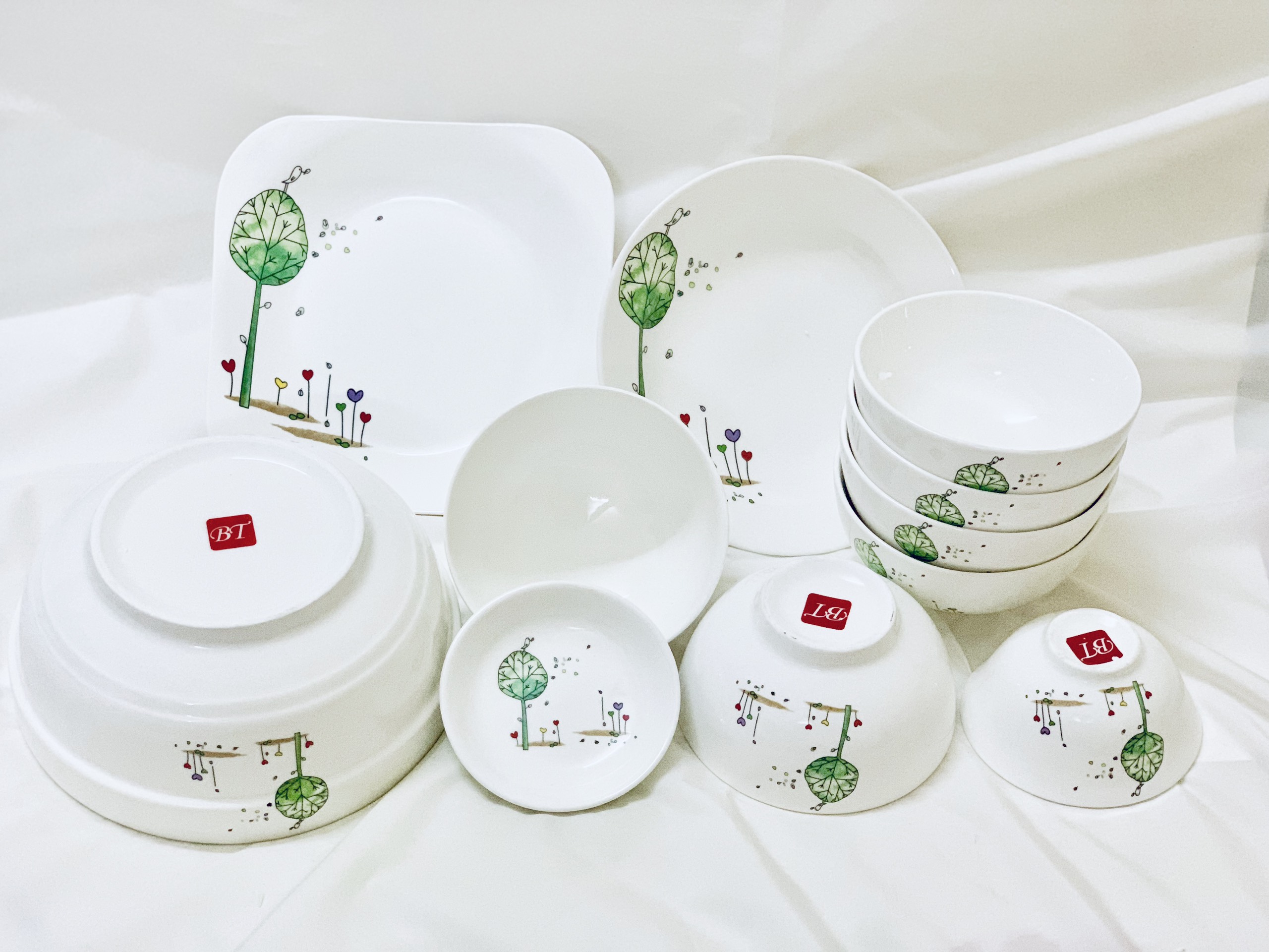 Bộ đồ ăn 11 sản phẩm bát, đĩa, tô, chén gốm sứ cao cấp -Bát Tràng