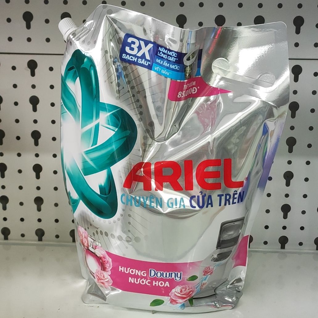 Nước giặt Ariel Matic hương Downy 3.2L