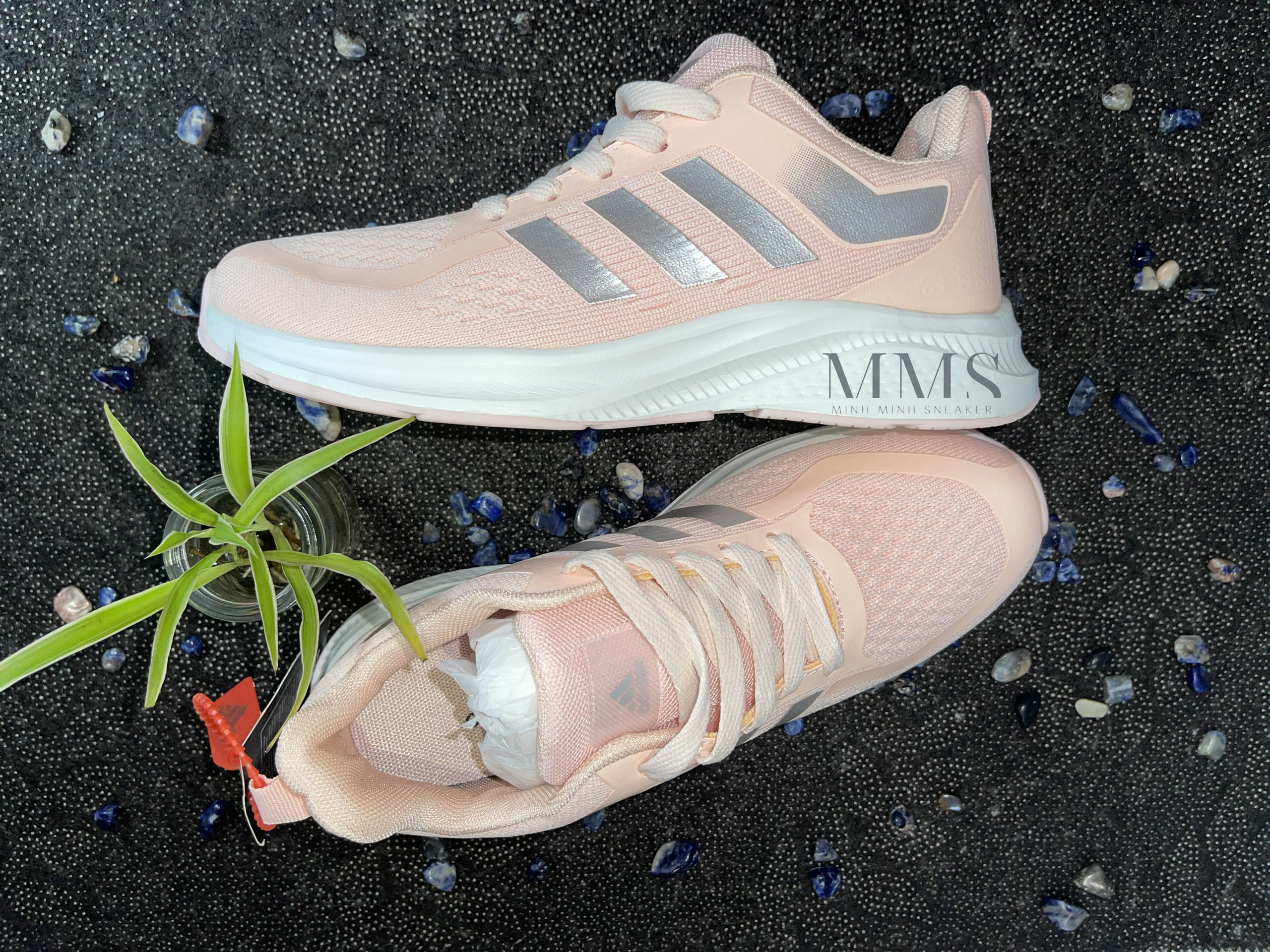 Giày adidas 3 sọc size nhỏ cho nữ - 2 màu hồng/trắng