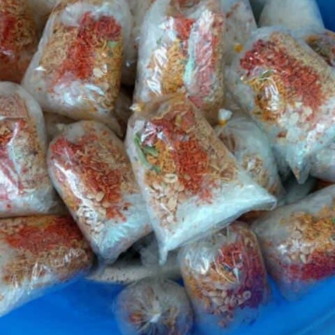 1 bịch bánh tráng trộn thập cẩm satế shop khôihùng