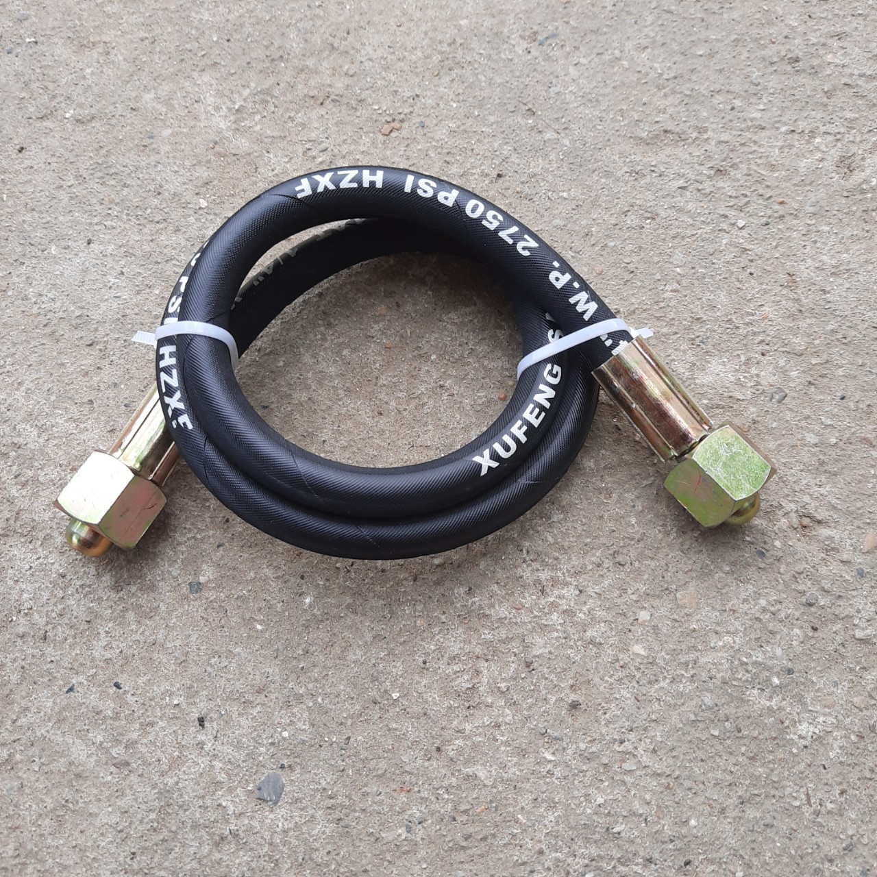 Dây Dẫn khí Argon sang khí từ bình to sang bình nhỏ dây 50cm