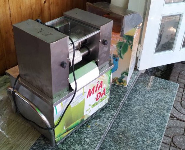 [HCM][Trả góp 0%] Máy ép mía siêu sạch để bàn F1-750w tặng kèm dao cạo vỏ mía