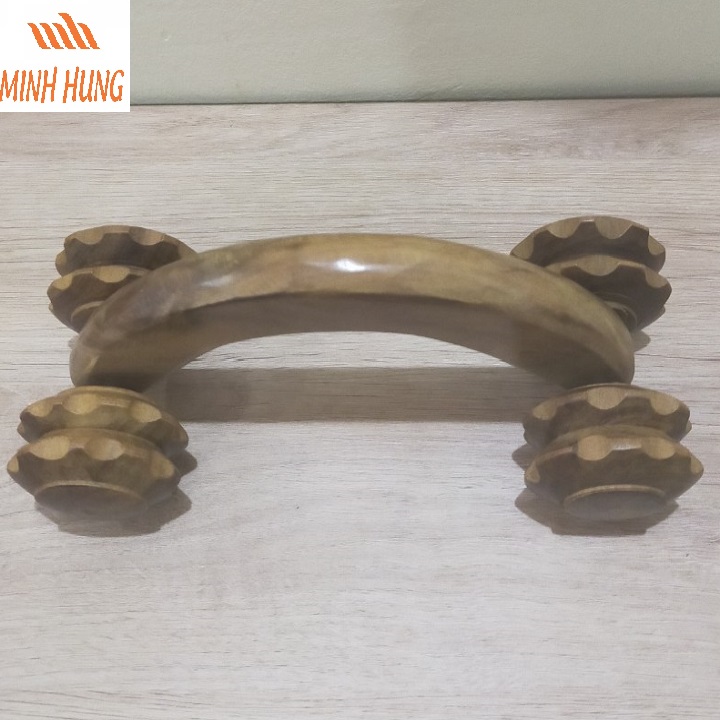 Cây lăn massage toàn thân bằng gỗ Bách Xanh 4 bánh