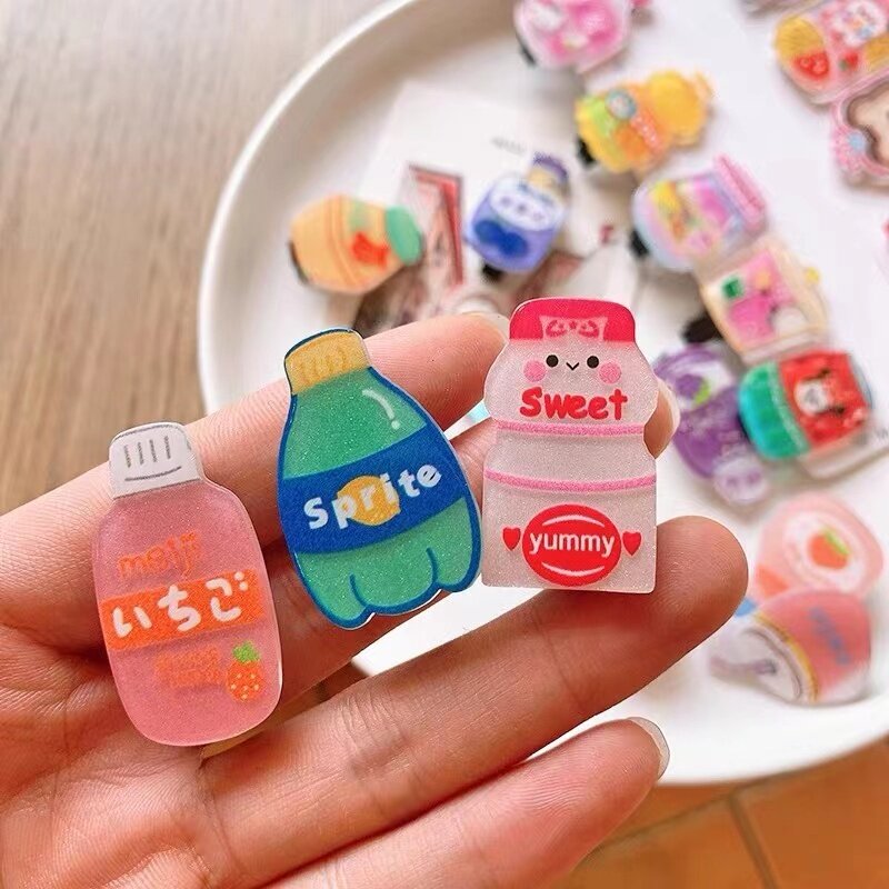 Kẹp tóc hình chai nước hoạt hình dễ thương khác nhau.