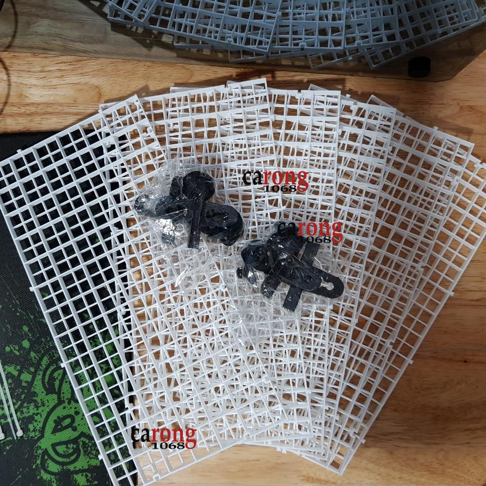 COMBO: 6 chiếc vỉ lưới + 4 chiếc kẹp hít kính + 6 dây gút cố định: lưới caro dùng làm vách ngăn bể cá, nắp đậy cho hồ cá rồng khỏi nhảy ra khỏi bể