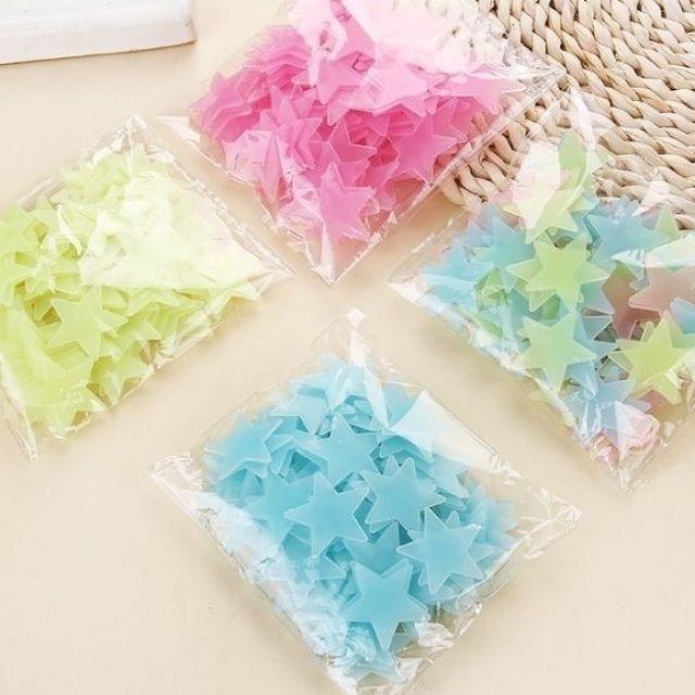 Gói 100 ngôi sao dạ quang dán tường kèm băng keo