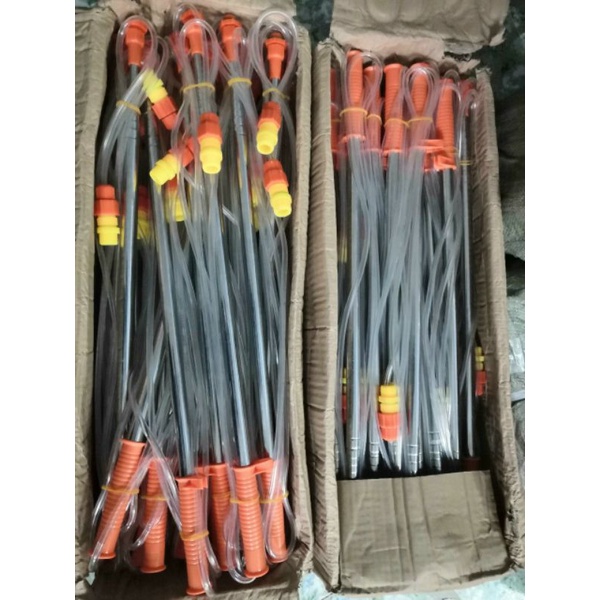 Cần rút phun thuốc trừ sâu 3,6m phun tầm cao.