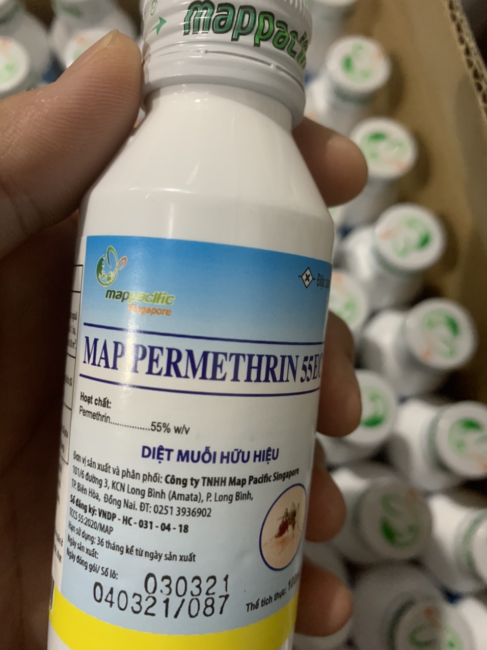 Thuốc diệt muỗi Map Permethrin 55EC 100ml. Thuốc xịt muỗi y tế diệt muỗi ruồi kiến gián hiệu quả, thuốc nhúng mùng diệt muỗi tận gốc. Diệt muỗi trong nhà và ngoài trời thuốc diệt muỗi nhập khẩu thuốc diệt muỗi Permethrin.