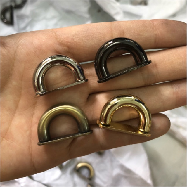 Khoen u bàn gắn túi xách 25k/cặp
