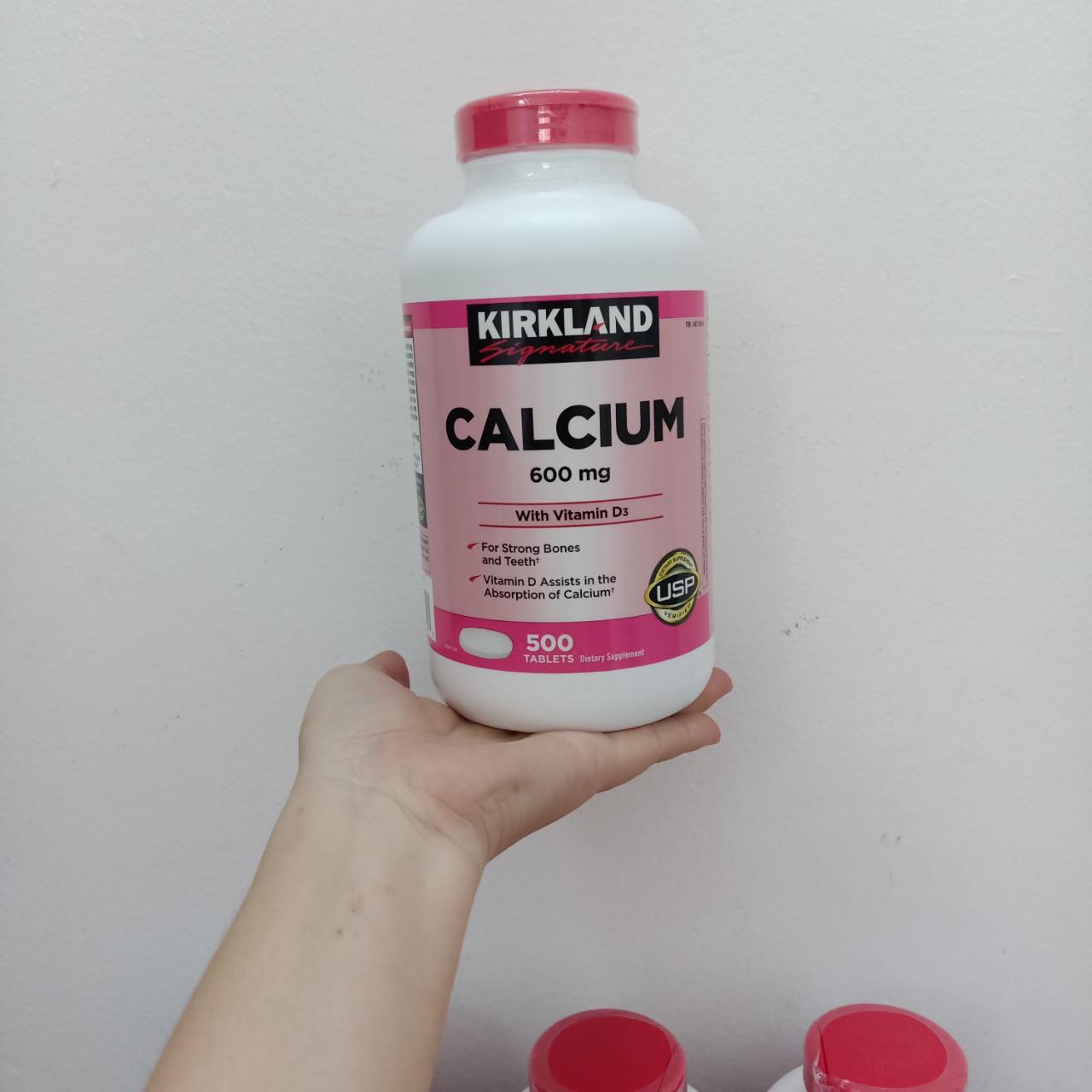 Viên uống bổ sung calcium kirkland 600mg + d3 500 viên của mỹ