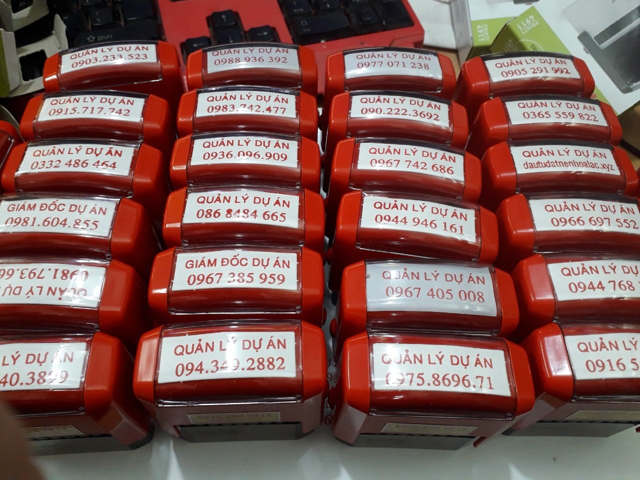 Khắc dấu họ tên số 1-2 dòng, khắc dấu theo yêu cầu, dấu mới 100%