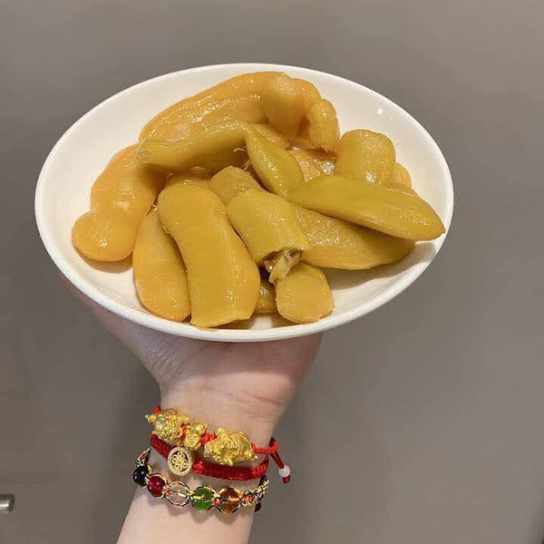 Me ngâm chua ngọt Thái Lan túi 700g không nước