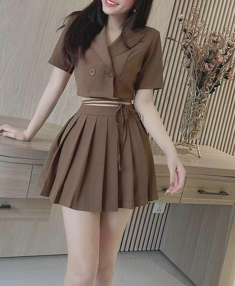 SET ÁO KIỂU VEST LỬNG CÓ DÂY CỘT EO KÈM CHÂN VÁY XẾP LI SIÊU XINH XẮN,DỄ THƯƠNG,TRẺ TRUNG NĂNG ĐỘNG XDX8