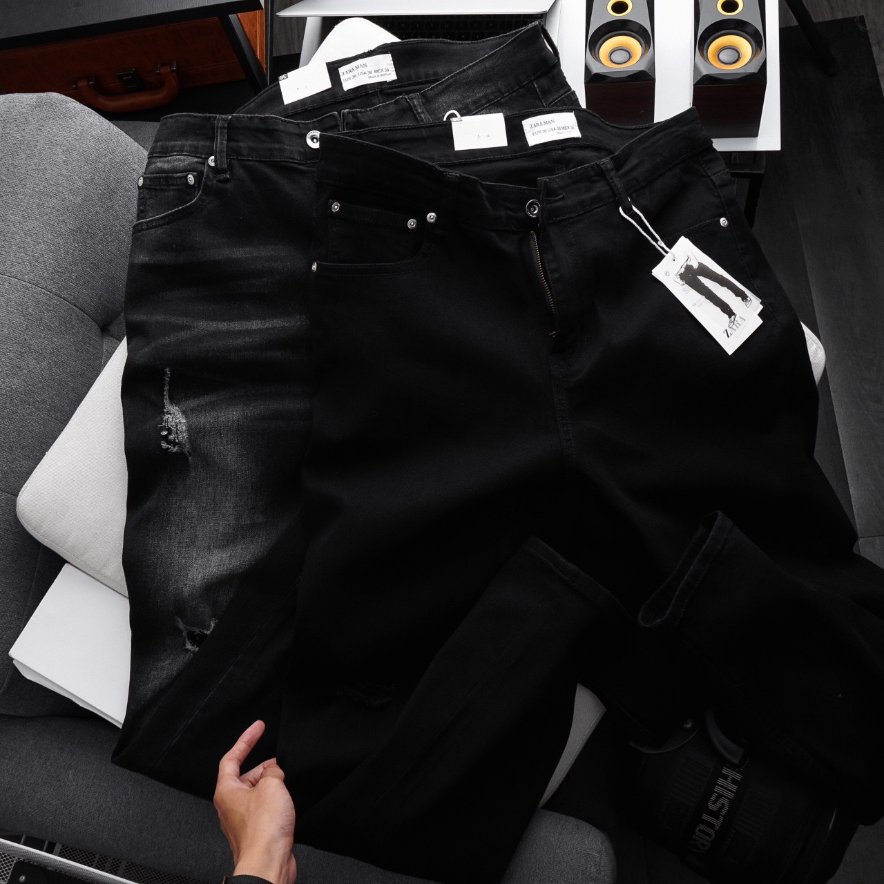 Quần jean nam rách 2 gối bigsize màu đen