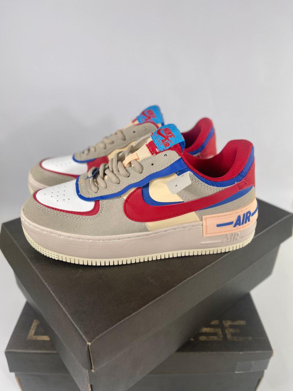 GIÀY THỂ THAO - XU HƯỚNG 2023