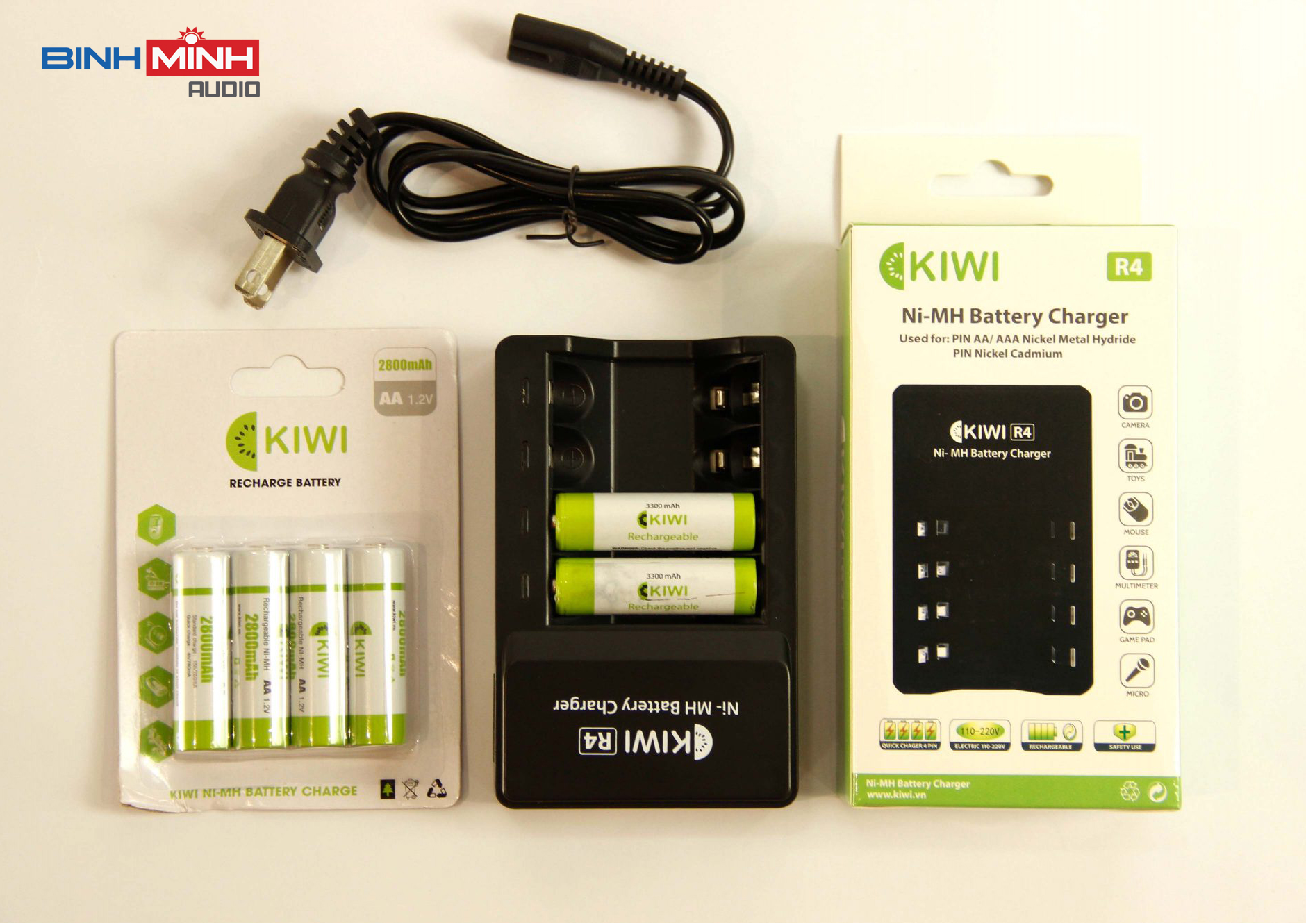Combo 4 pin sạc Kiwi AA 2800mAh và sạc pin đa năng Kiwi R4- hàng chính hãng