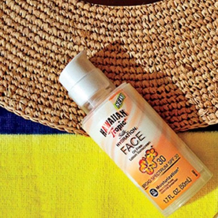 Kem chống nắng không dầu dành cho da nhạy cảm Hawaiian Tropic® Silk Hydration