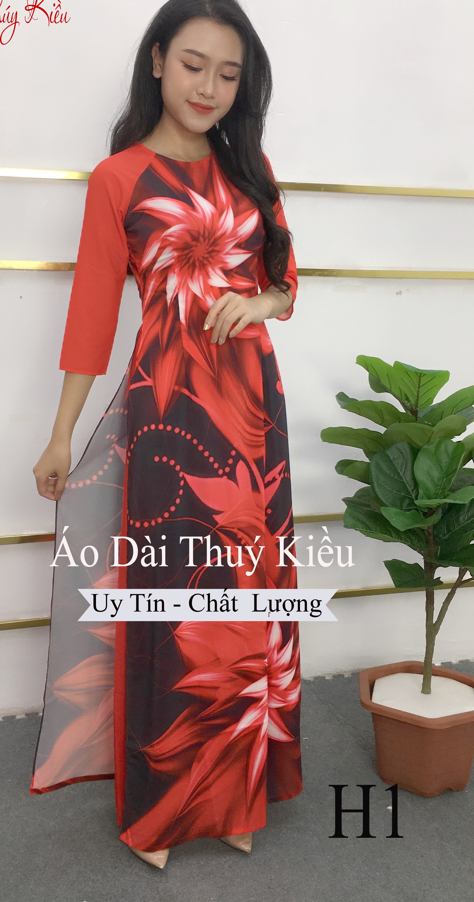 Áo dài Thúy Kiều lụa Nhật hoa đỏ đen H1 - Xưởng áo dài