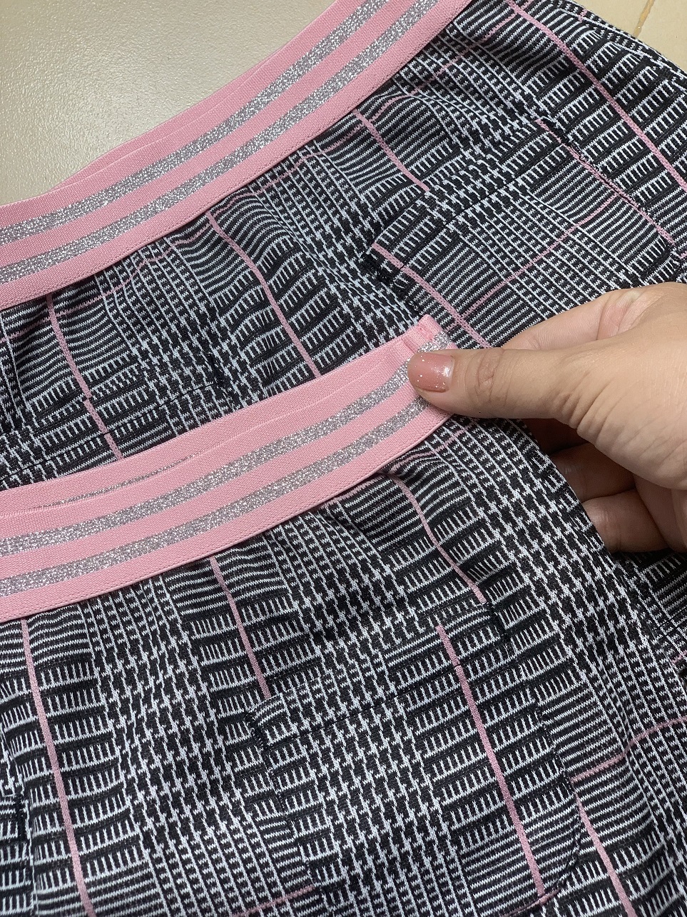 Chân váy bút chì bé gái GE0402 thun cotton họa tiết sọc caro phối viền hồng QA STORE VNXK